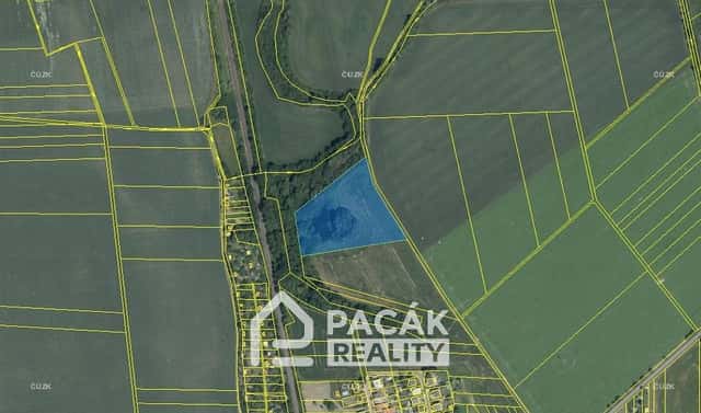 Prodej pole 15 995 m², Kožušany-Tážaly – Kožušany, okres Olomouc