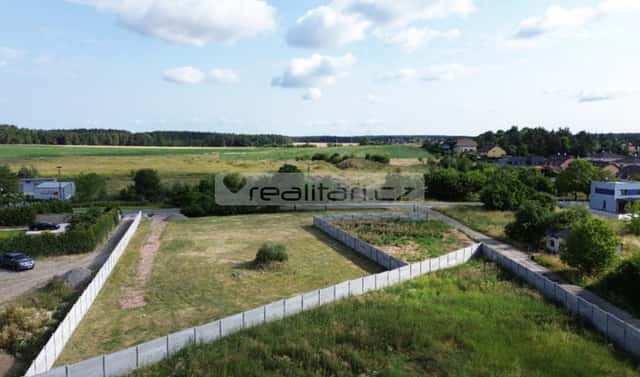 Prodej komerčního pozemku 2 500 m², Novoveská, Plzeň – Lhota, okres Plzeň-město