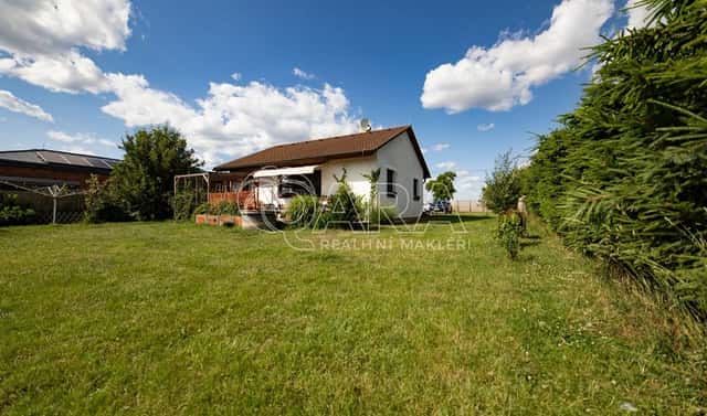 Prodej domu 105 m² s pozemkem 2 043 m², Lochovice – Netolice, okres Beroun