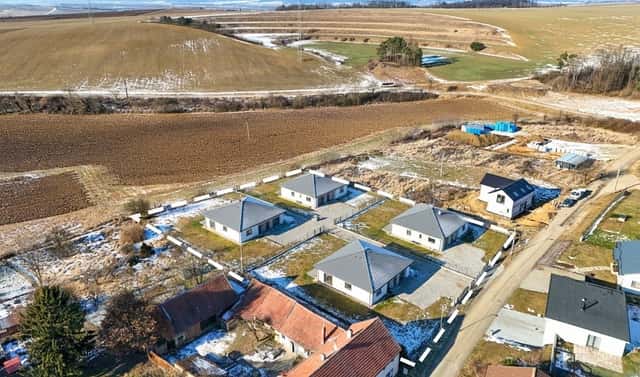 Prodej stavebního pozemku 4 986 m², Bohdalice-Pavlovice, okres Vyškov