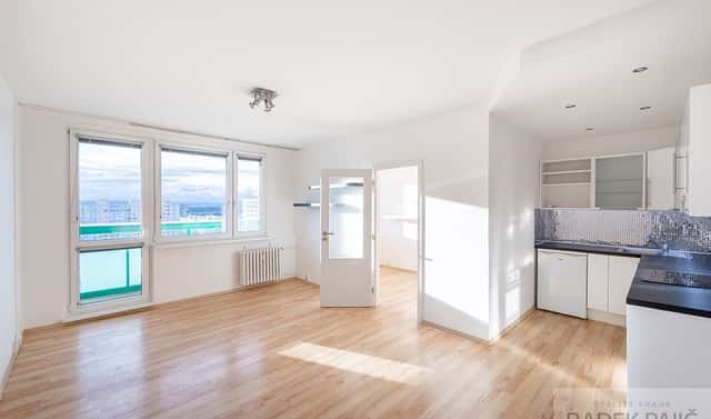Pronájem bytu 1+1 48 m², Kosmická, Praha 4 – Háje