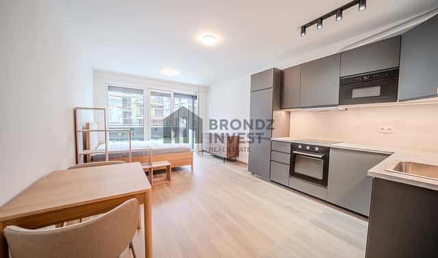 Prodej bytu 1+kk 34 m², Výstavní, Praha 4