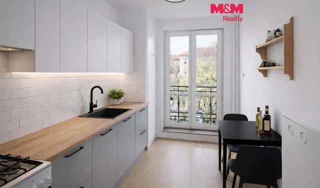 Prodej bytu 4+1 88 m², Komenského, Ostrava – Poruba, okres Ostrava-město