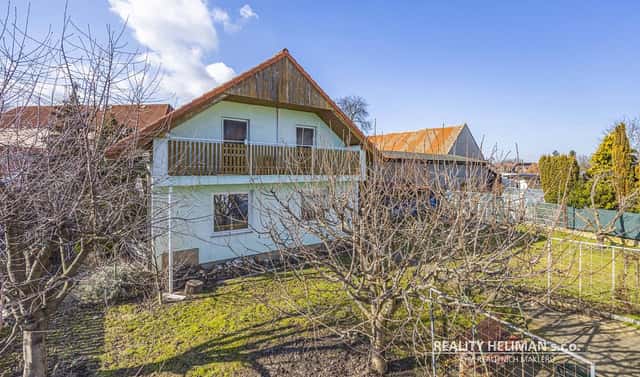 Prodej domu 293 m² s pozemkem 775 m², Severní, Líbeznice, okres Praha-východ