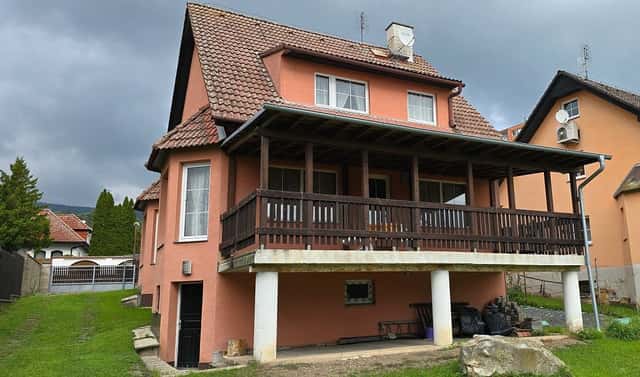 Prodej domu 400 m² s pozemkem 700 m², Teplická, Krupka, okres Teplice