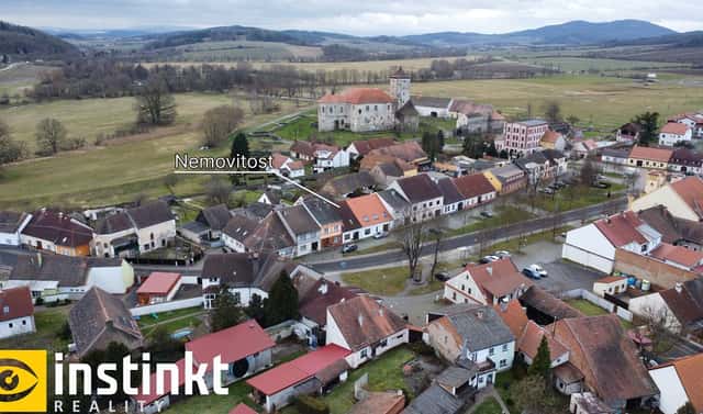 Prodej domu 176 m² s pozemkem 560 m², nám. Dr. E. Beneše, Švihov, okres Klatovy