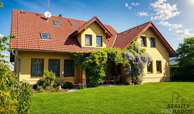 Prodej domu 369 m² s pozemkem 1 010 m², Vestecká, Jesenice, okres Praha-západ