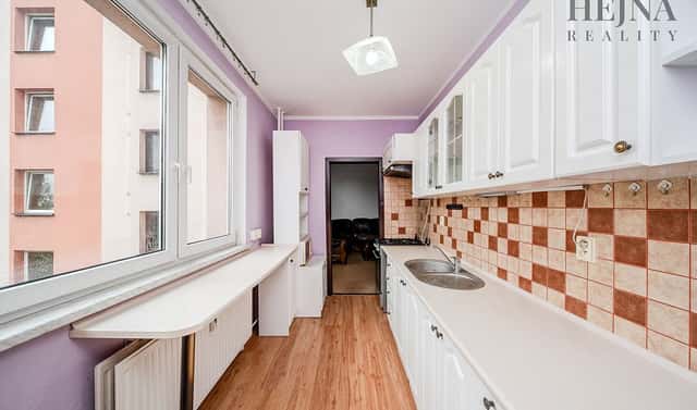 Prodej bytu 3+1 71 m², Karla Dvořáčka, Orlová – Lutyně, okres Karviná