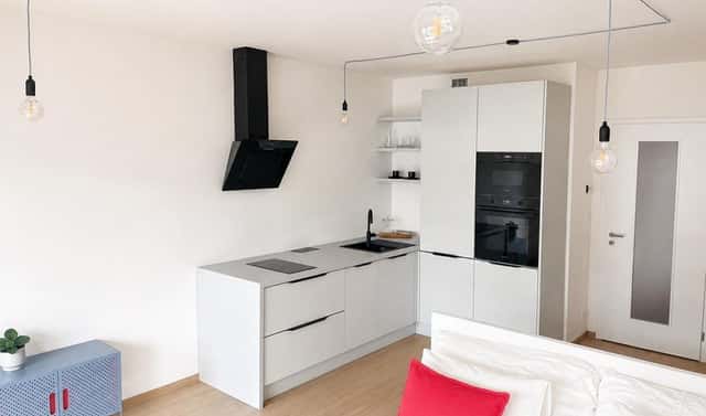 Pronájem bytu 1+kk 38 m², Poděbradská, Praha 9 – Hloubětín