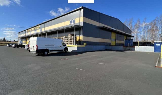 Pronájem skladovacích prostor 1 800 m², Mírová, okres Karlovy Vary
