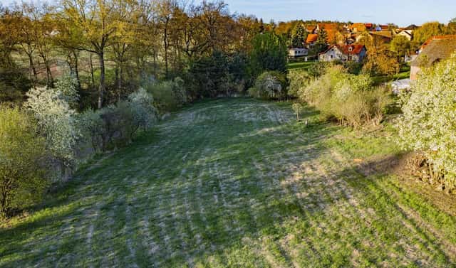 Prodej stavebního pozemku 3 831 m², Svojetín, okres Rakovník