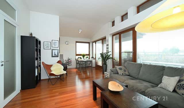 Prodej bytu 2+kk 60 m², Náměstí Na Sádkách, Dolní Břežany, okres Praha-západ
