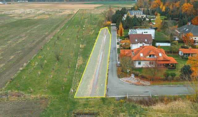 Prodej pozemku 772 m², Podhumenská, Pardubice – Staročernsko