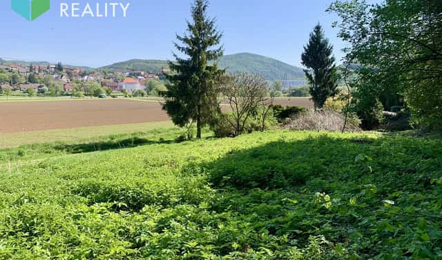 Prodej stavebního pozemku 924 m², Beroun