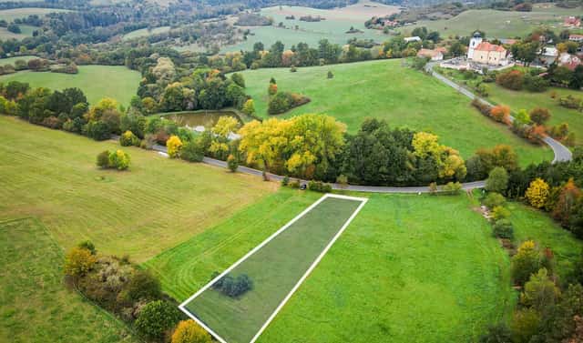 Prodej stavebního pozemku 2 653 m², Vysoký Újezd, okres Benešov
