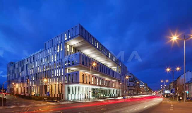 Pronájem kanceláře 1 439 m², Karolinská, Praha 8 – Karlín
