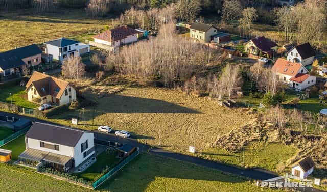 Prodej stavebního pozemku 1 054 m², Na Kopci, Mukařov, okres Praha-východ