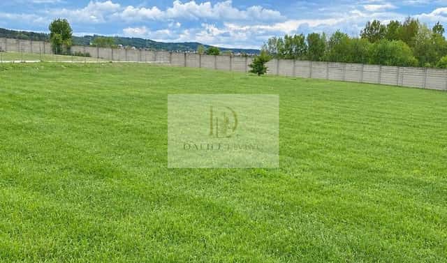Prodej komerčního pozemku 5 548 m², Chodová Planá, okres Tachov