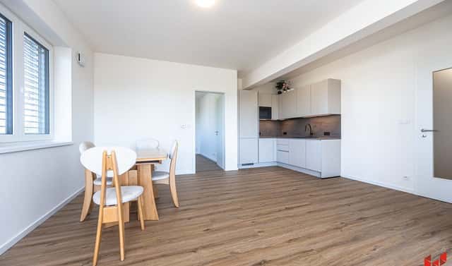 Pronájem bytu 2+kk 56 m², Generála Bočka, Praha 9 – Kbely