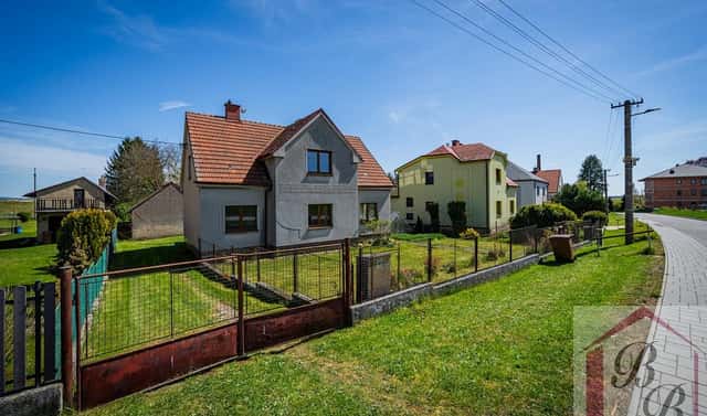Prodej domu 156 m² s pozemkem 1 816 m², Jičín – Popovice