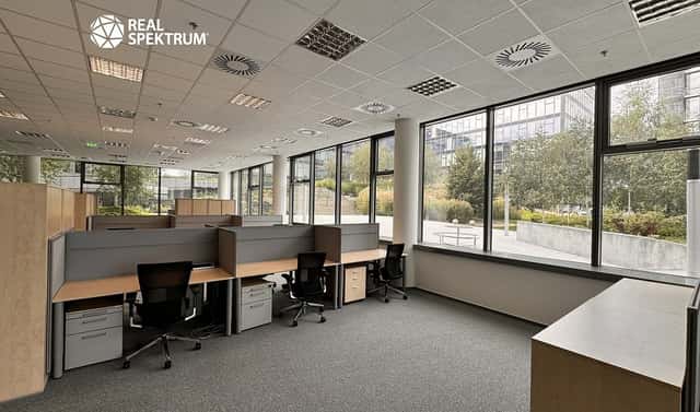 Pronájem kanceláře 414 m², Palachovo náměstí, Brno – Starý Lískovec, okres Brno-město