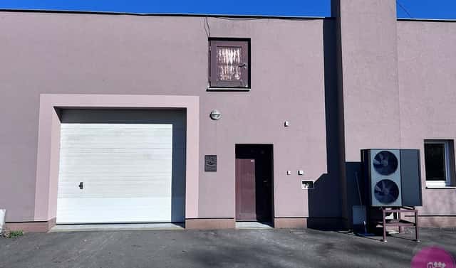 Pronájem výrobních prostor 318 m², Okružní, Hlušovice, okres Olomouc