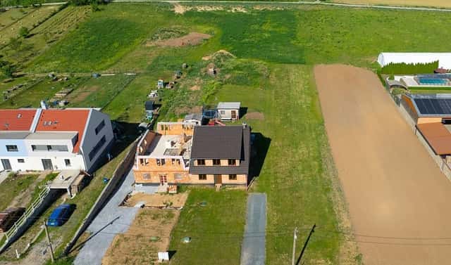 Prodej stavebního pozemku 1 000 m², Holubická, Pozořice, okres Brno-venkov