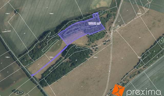 Prodej pole 6 386 m², Kojetice, okres Mělník