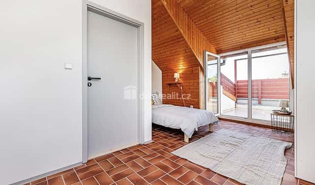 Pronájem bytu 5+kk 14 m², Jílovišťská, Praha 5 – Lipence