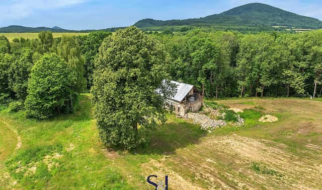 Prodej stavebního pozemku 5 464 m², Jablonné v Podještědí – Heřmanice v Podještědí, okres Liberec