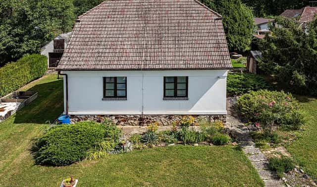 Prodej domu 130 m² s pozemkem 1 038 m², Svojkovice, okres Rokycany