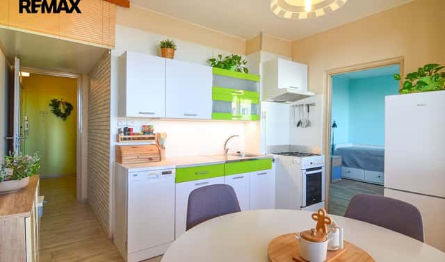 Prodej bytu 3+1 70 m², sídl. Dukelských hrdinů, Břeclav