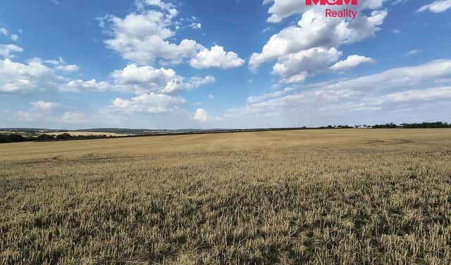 Prodej pole 23 414 m², Šlapanice – Bedřichovice, okres Brno-venkov