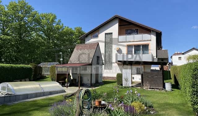 Prodej domu 300 m² s pozemkem 824 m², Novohradská, Staré Hodějovice, okres České Budějovice