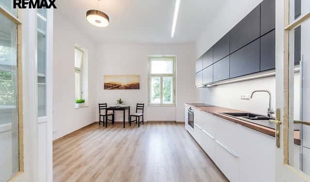 Pronájem bytu 2+kk 50 m², Dykova, Praha 10 – Vinohrady