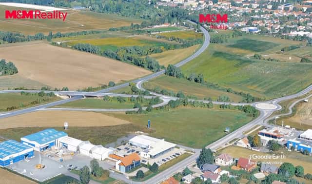 Prodej komerčního pozemku 13 602 m², Pardubice – Dražkovice
