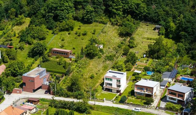 Prodej stavebního pozemku 1 276 m², Vrchlického, Kuřim, okres Brno-venkov