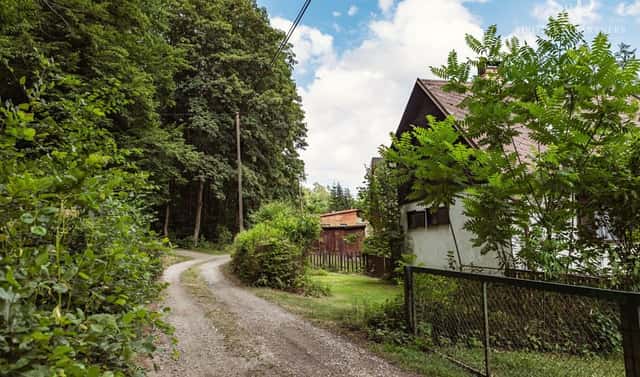 Prodej chaty/chalupy 50 m² s pozemkem 442 m², Horní Bezděkov, okres Kladno