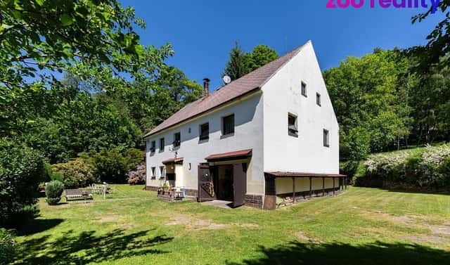 Prodej domu 320 m² s pozemkem 16 394 m², Místo, okres Chomutov