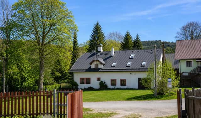 Prodej chaty/chalupy 242 m² s pozemkem 1 129 m², Kašperské Hory – Červená, okres Klatovy