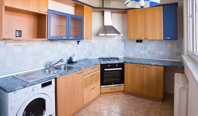 Pronájem bytu 2+kk 52 m², U zastávky, Praha 4 – Modřany
