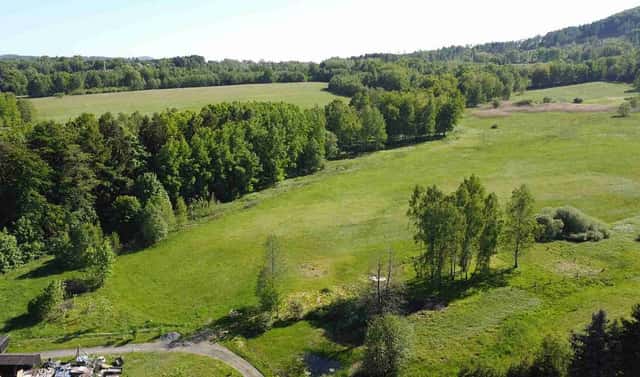 Prodej pozemku 5 296 m², Staré Křečany, okres Děčín