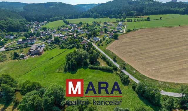 Prodej chaty/chalupy 21 m² s pozemkem 2 422 m², Bouzov – Jeřmaň, okres Olomouc