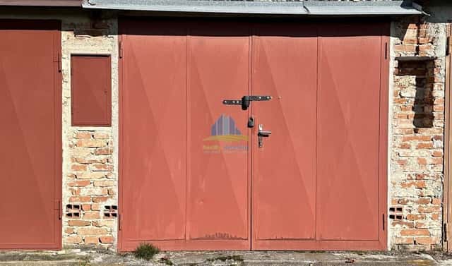 Zděná garáž ve Františkových Lázních- Horní Lomany na prodej, Budovatelská, Františkovy Lázně – Horní Lomany, okres Cheb