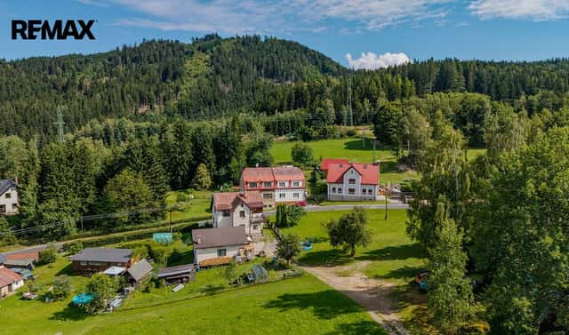 Prodej domu 260 m² s pozemkem 740 m², Pod Špičákem, Tanvald, okres Jablonec nad Nisou