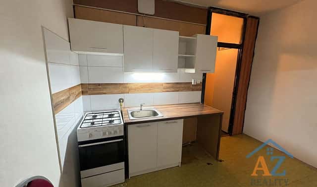 Pronájem bytu 1+1 35 m², Tkalcovská, Jirkov, okres Chomutov