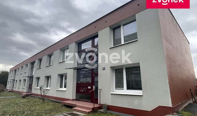 Pronájem bytu 1+kk 28 m², Javorová, Zlín