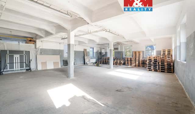 Pronájem skladovacích prostor 300 m², Teplická, Jílové, okres Děčín