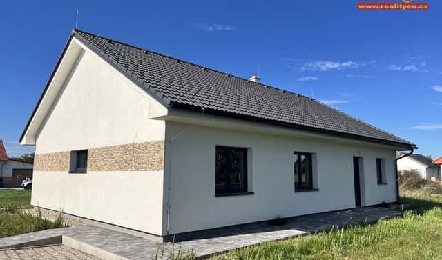 Prodej domu 125 m² s pozemkem 696 m², Dříteč, okres Pardubice