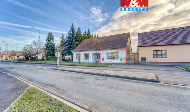 Pronájem obchodních prostor 47 m², Revoluční, Nýřany, okres Plzeň-sever